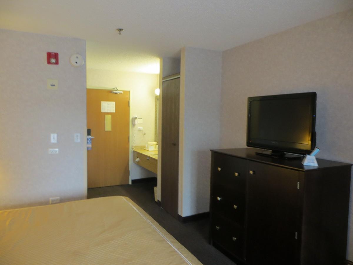 Baymont By Wyndham Gurnee - thumb 31