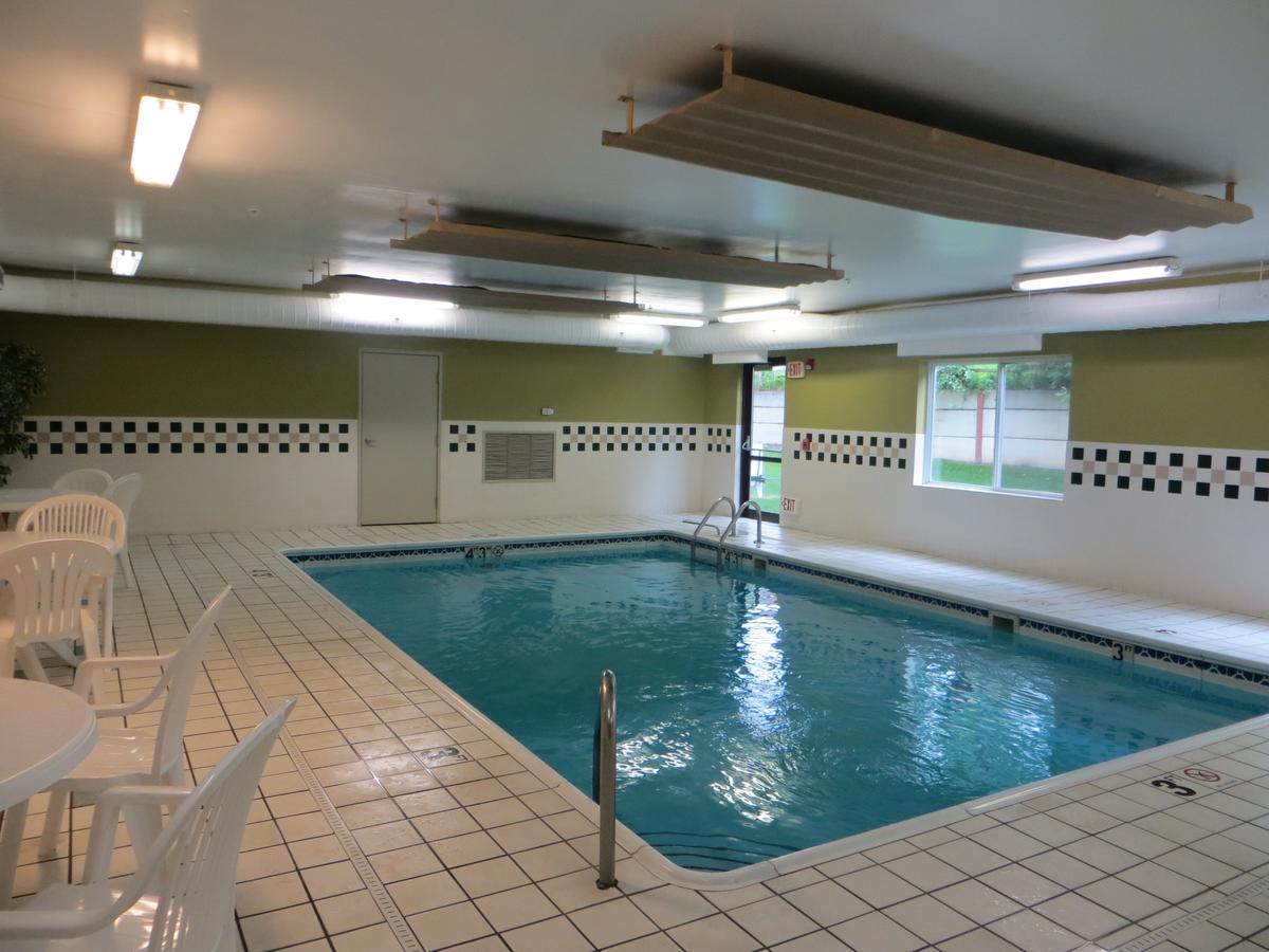 Baymont By Wyndham Gurnee - thumb 29