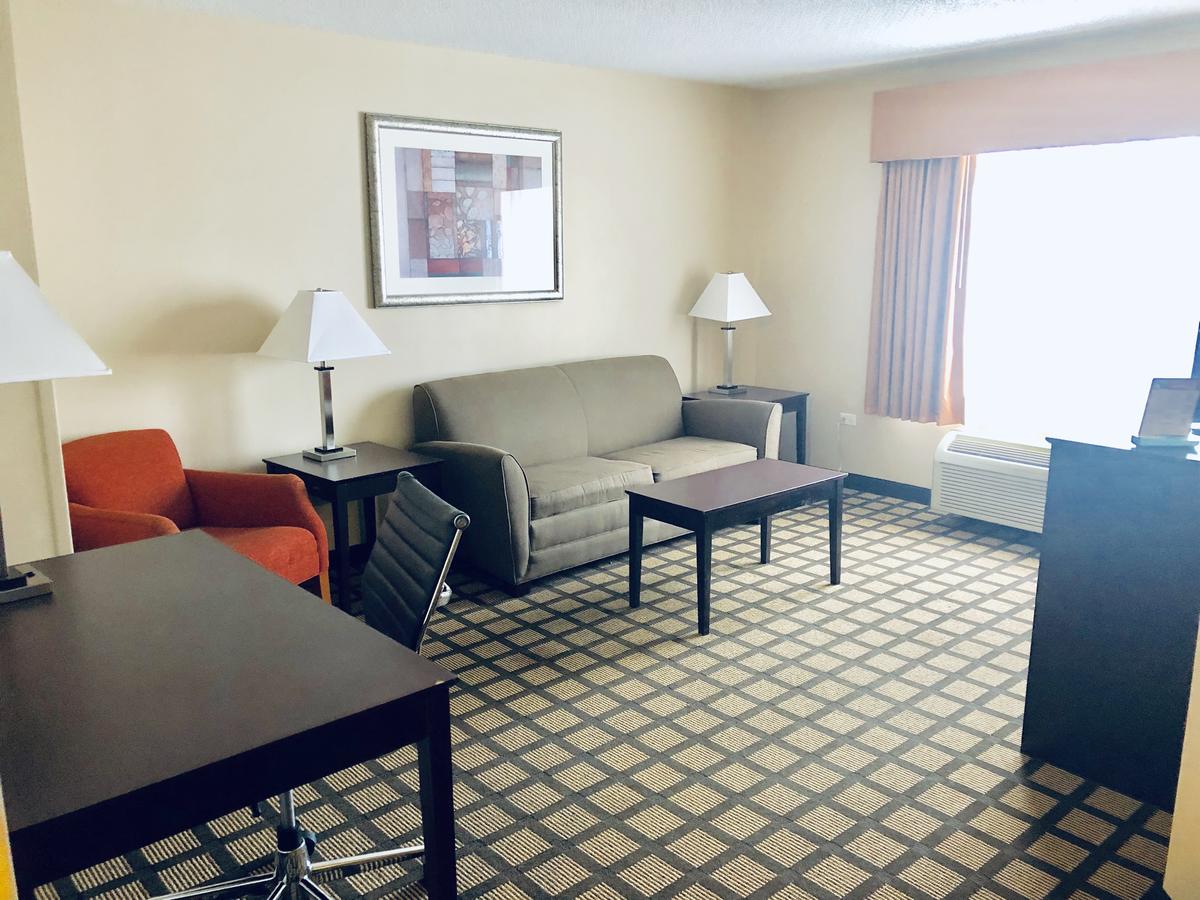 Baymont By Wyndham Gurnee - thumb 27