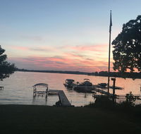 The Lake House - Accommodation Michigan