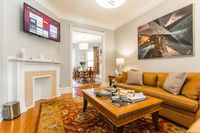 4 bedroom/1.5 bath/2 car garage home 3 King beds Accommodation Michigan