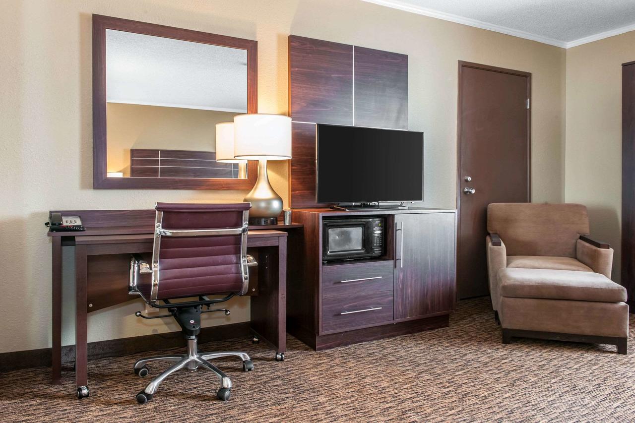 Comfort Inn Fort Wayne - thumb 11