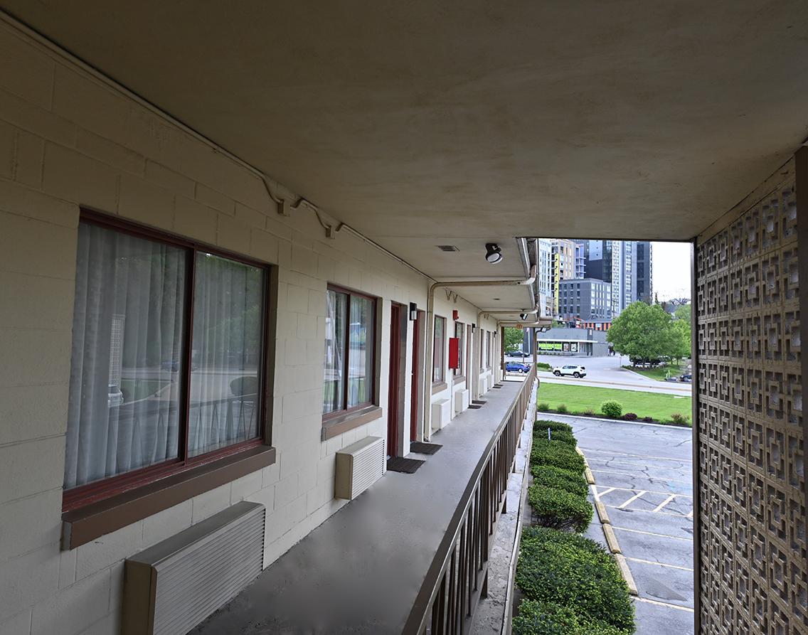 Campus Inn - thumb 18
