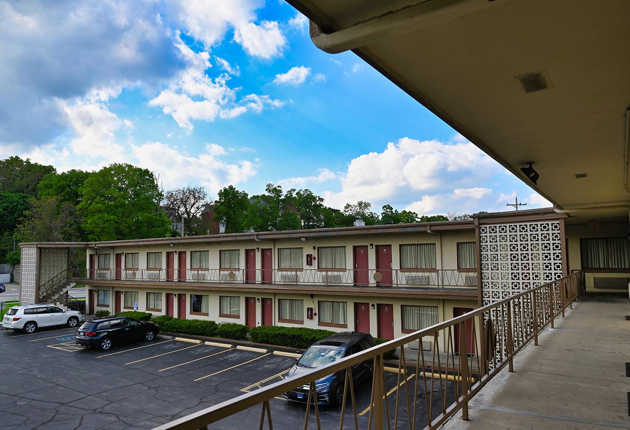 Campus Inn - thumb 19