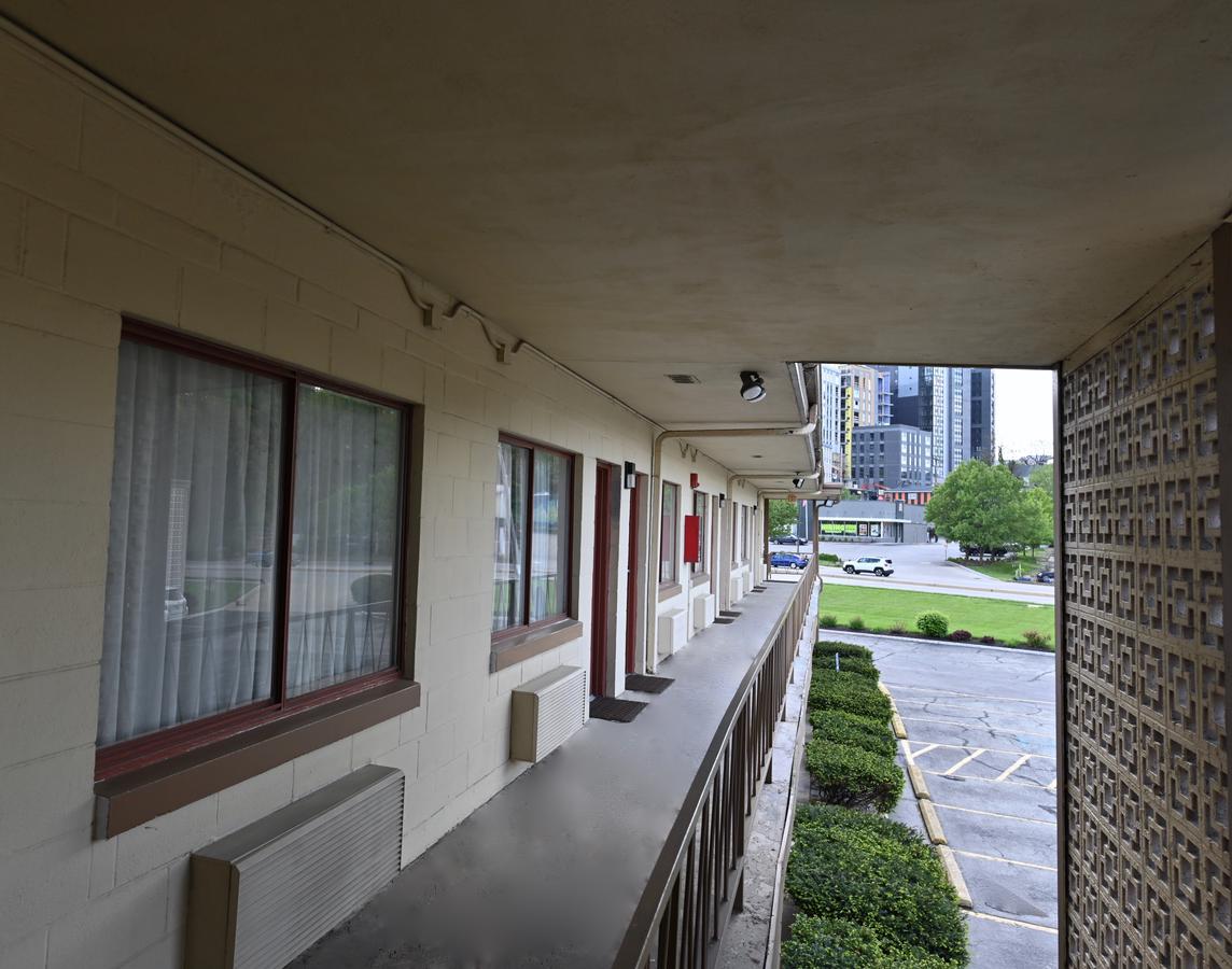 Campus Inn - thumb 14