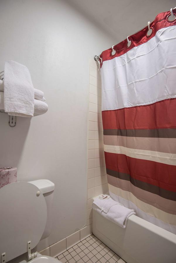 Red Roof Inn Fort Wayne - thumb 9