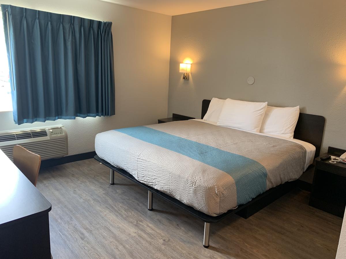 Motel 6 Fort Wayne - thumb 11