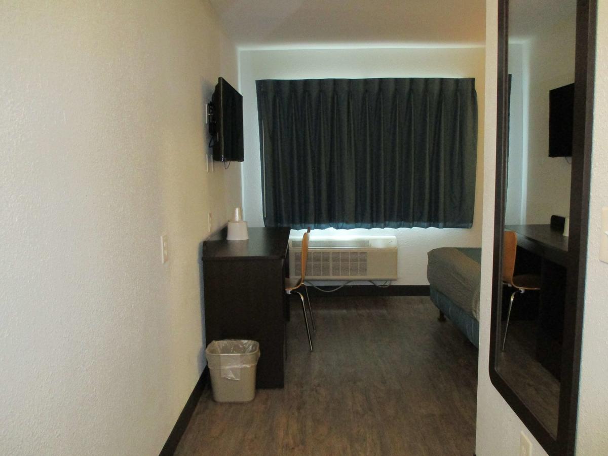 Motel 6 Fort Wayne - thumb 23