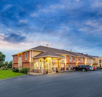 Days Inn  Suites by Wyndham Coralville / Iowa City - Accommodation Michigan