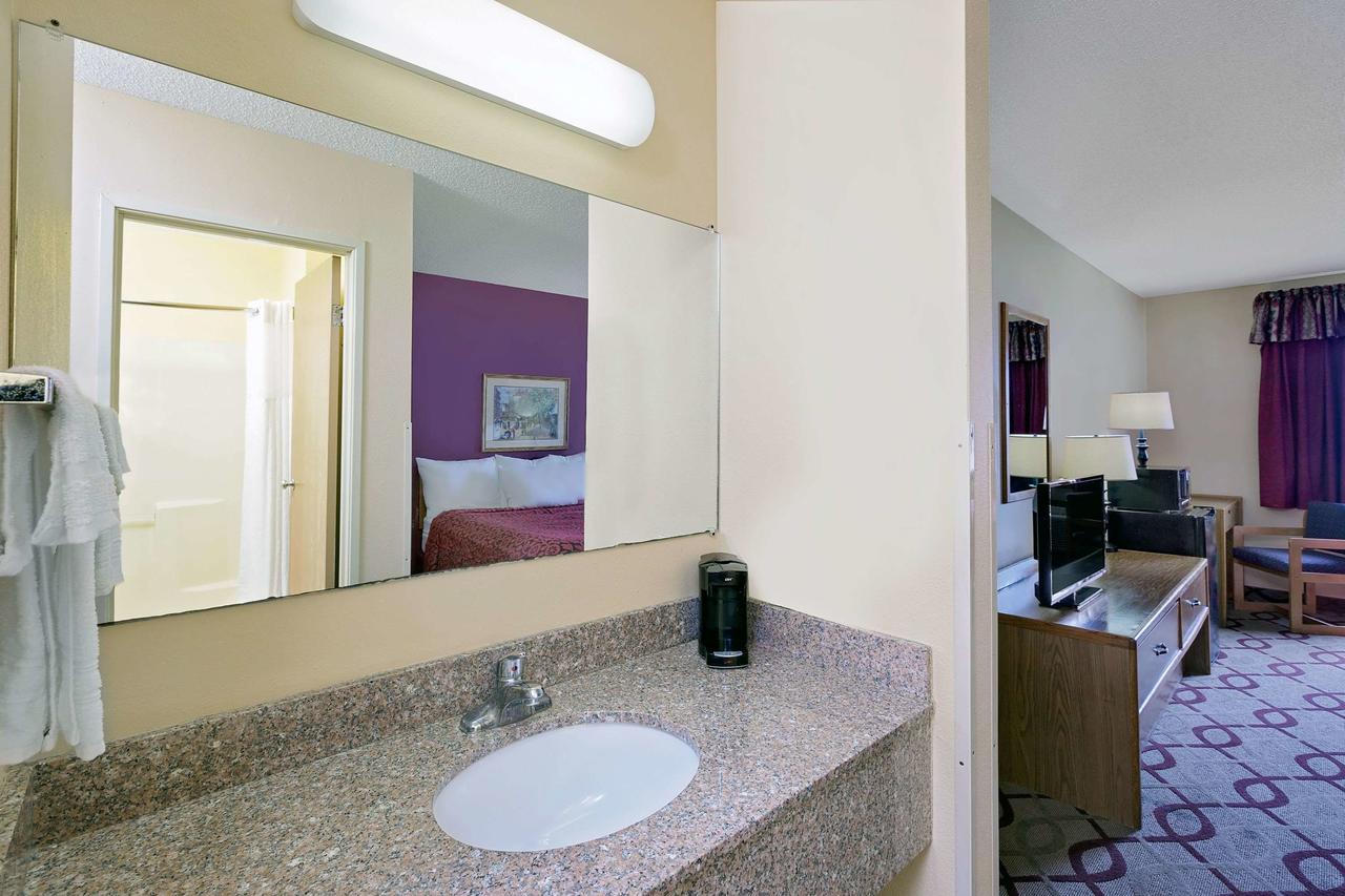 Days Inn By Wyndham North Sioux City - thumb 17