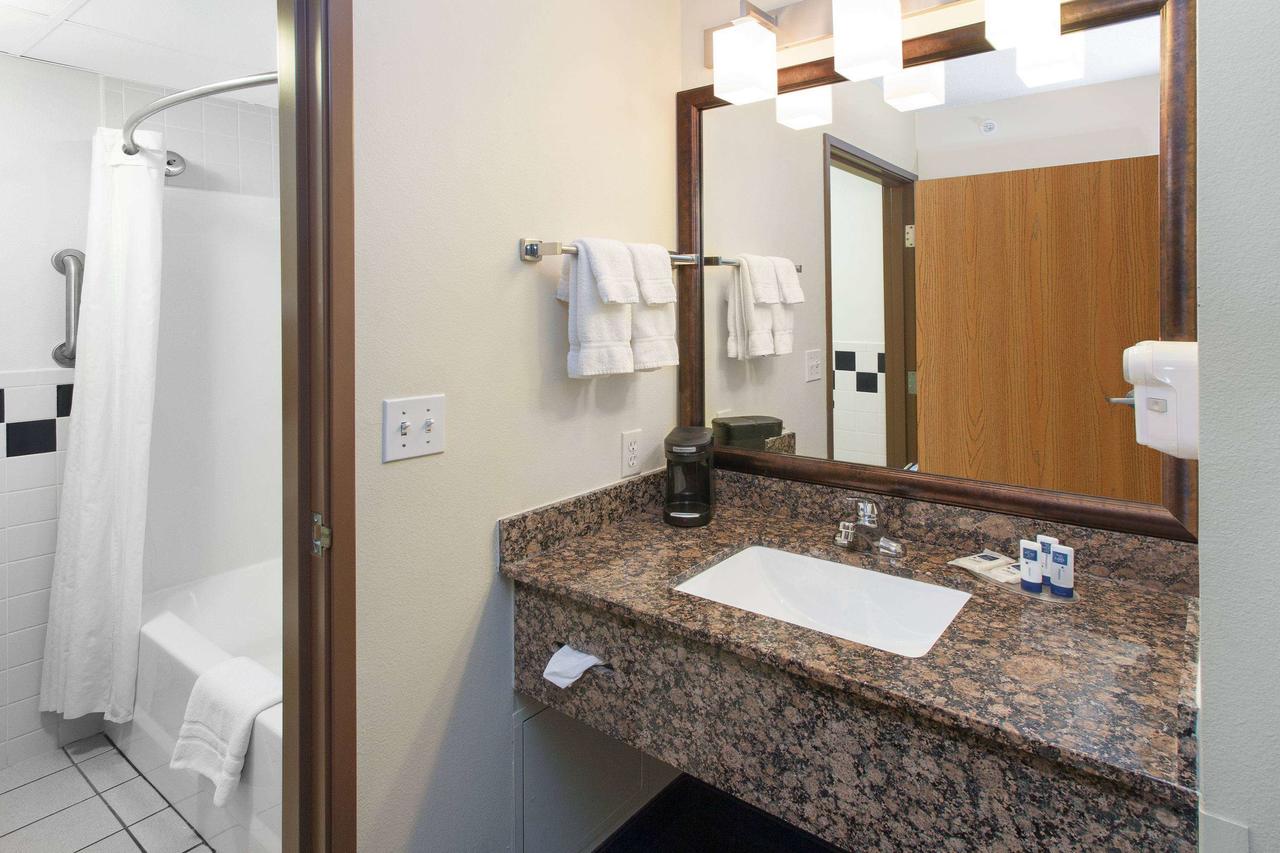 AmericInn By Wyndham Webster City - thumb 26
