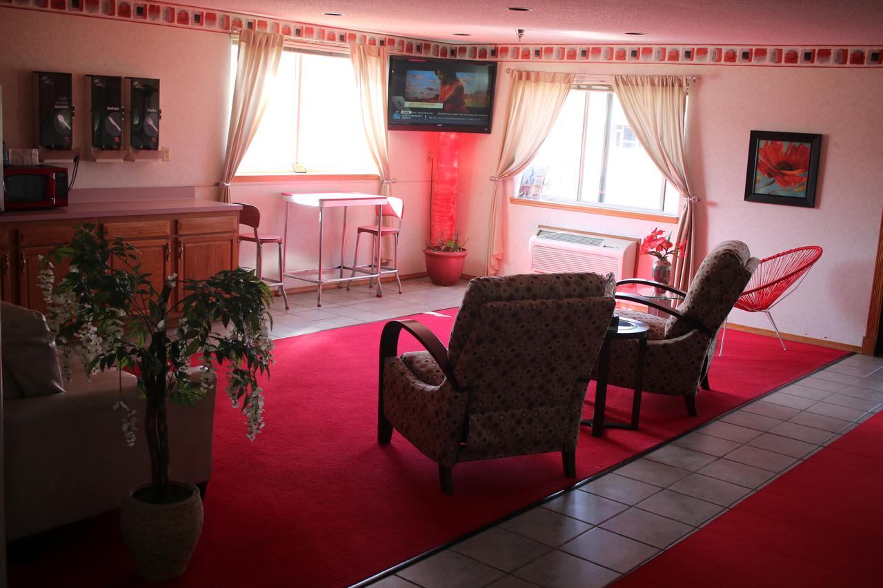 Red Carpet Inn & Suites North Sioux City - thumb 1