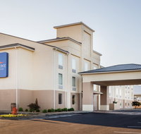 Baymont by Wyndham Georgetown - Accommodation Michigan