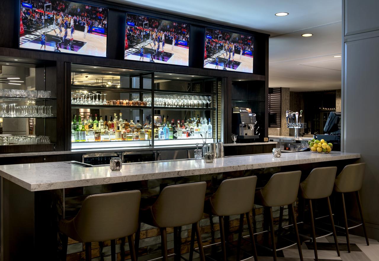 Bethesda Marriott Suites - thumb 14