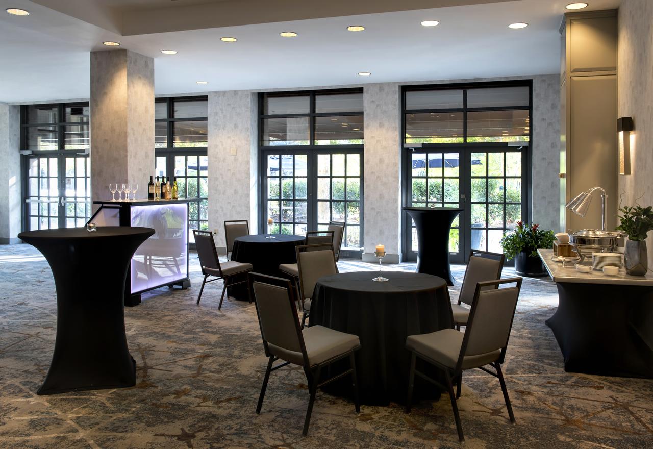 Bethesda Marriott Suites - thumb 19