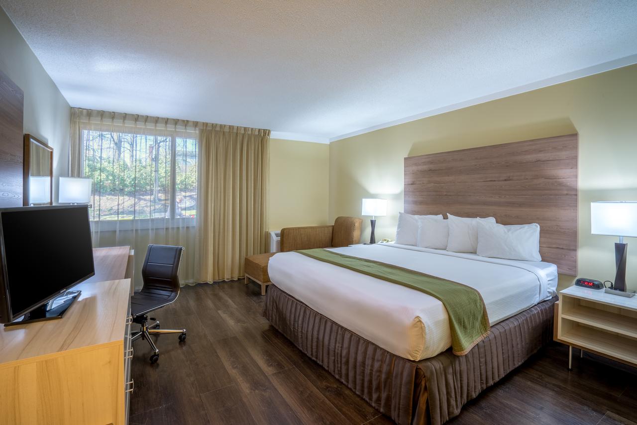 Wyndham Garden Washington DC North - thumb 16