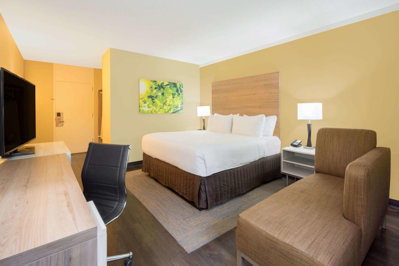 Wyndham Garden Washington DC North - thumb 35