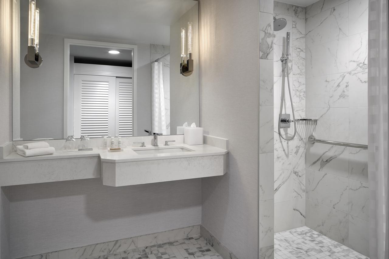 Renaissance Baltimore Harborplace Hotel - thumb 20