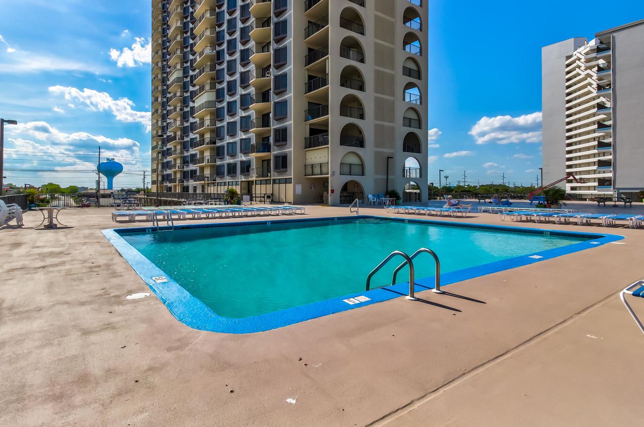 9400 Condos - thumb 2