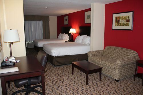 Holiday Inn Express Niles - thumb 2