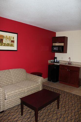 Holiday Inn Express Niles - thumb 1