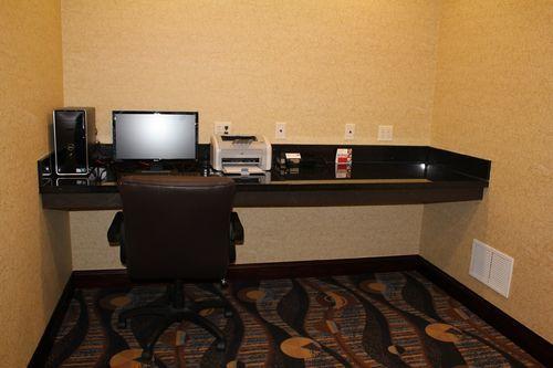 Holiday Inn Express Niles - thumb 13