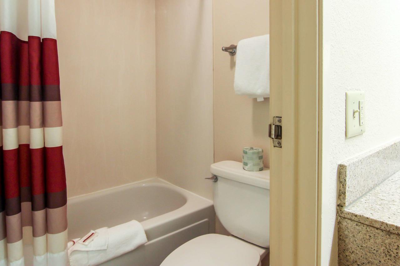 Red Roof Inn Detroit Troy - thumb 24