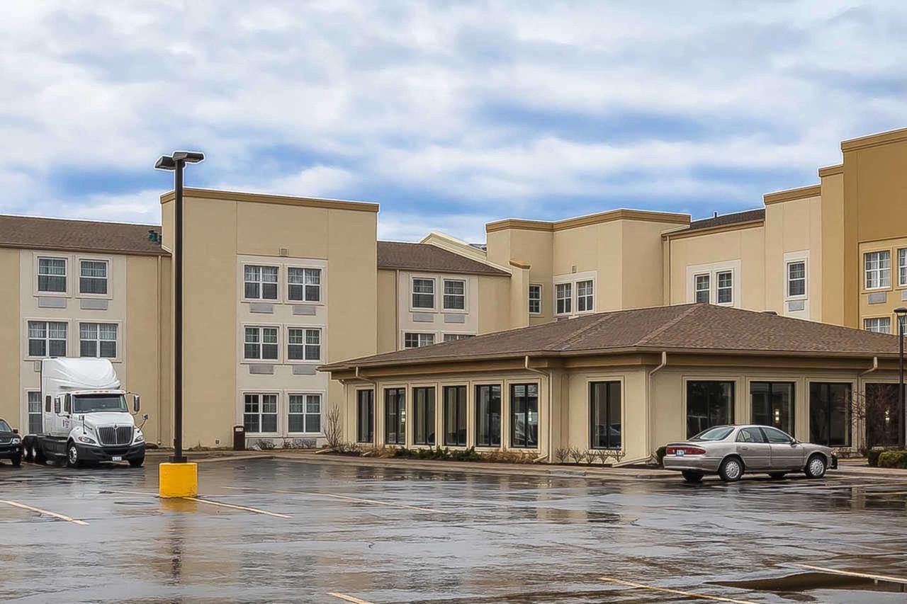 Comfort Inn & Suites Allen Park/Dearborn - thumb 16