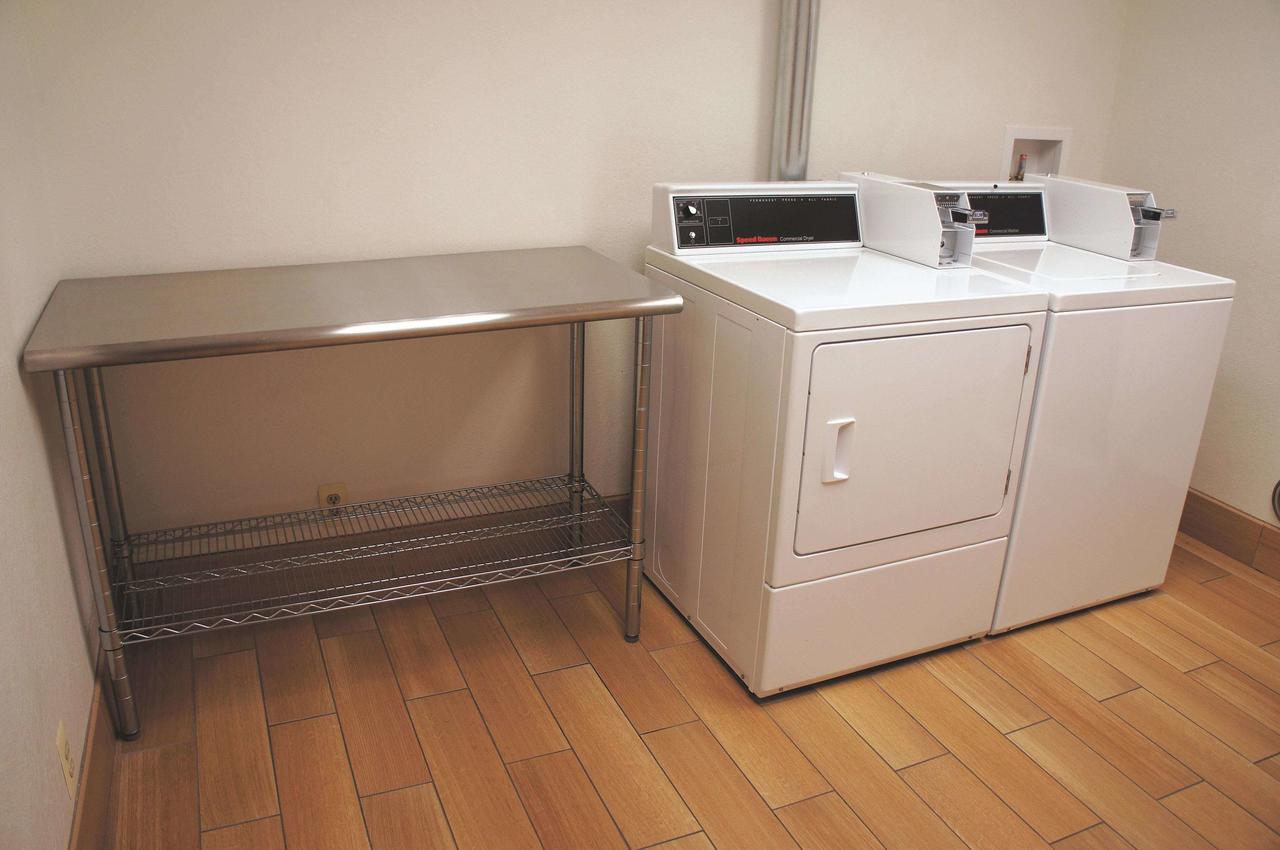 La Quinta By Wyndham Detroit Metro Airport - thumb 18