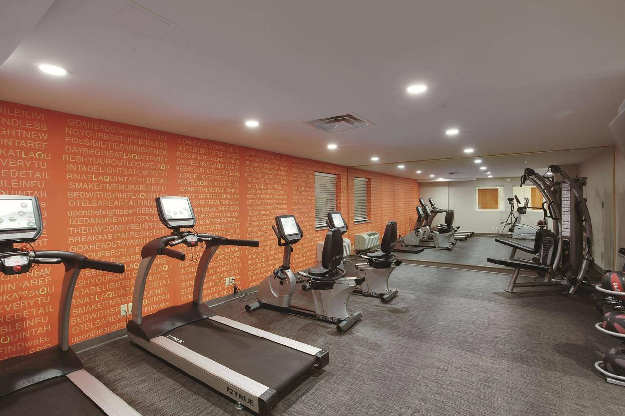 La Quinta By Wyndham Detroit Metro Airport - thumb 22