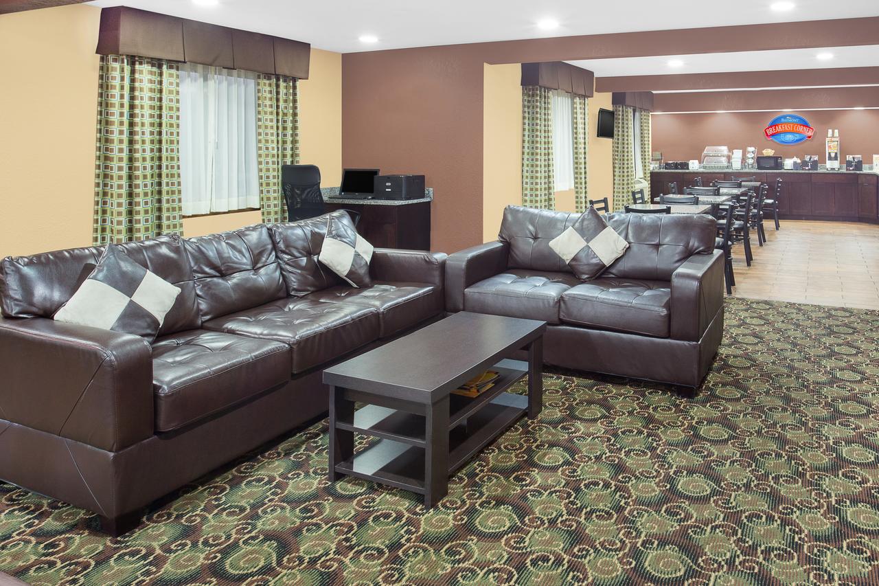 Baymont By Wyndham Holland - thumb 5