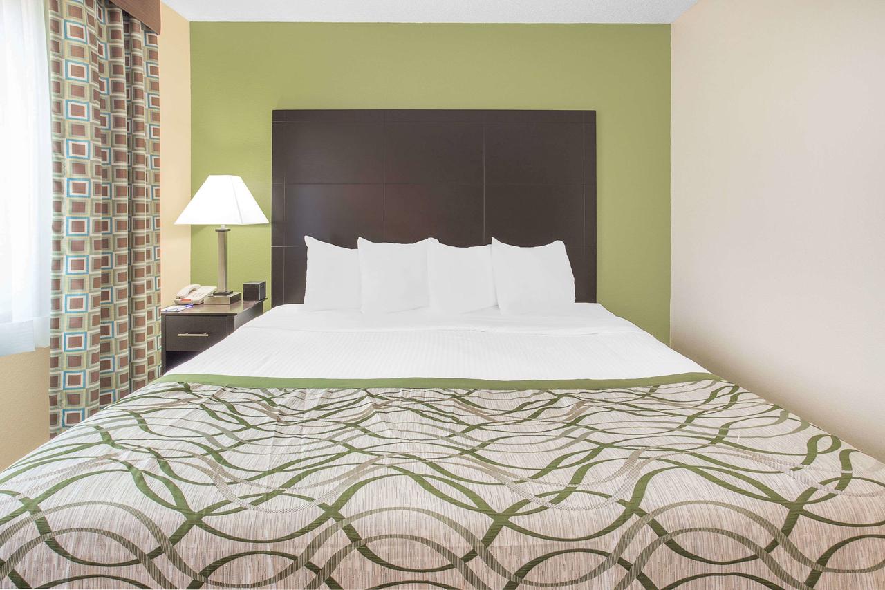 Baymont By Wyndham Holland - thumb 28