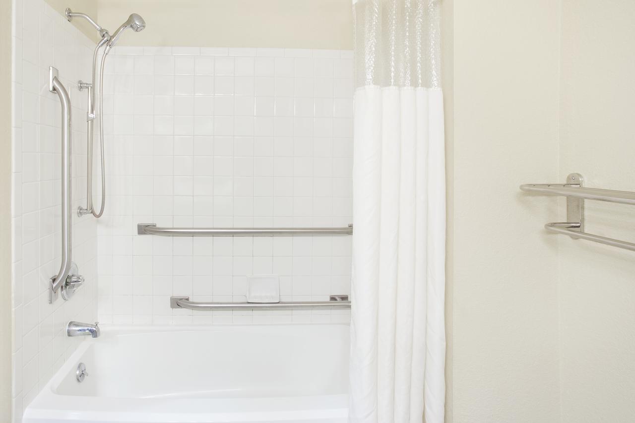 Baymont By Wyndham Holland - thumb 16