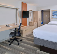 Holiday Inn Express  Suites - Southgate - Detroit Area - Accommodation Michigan