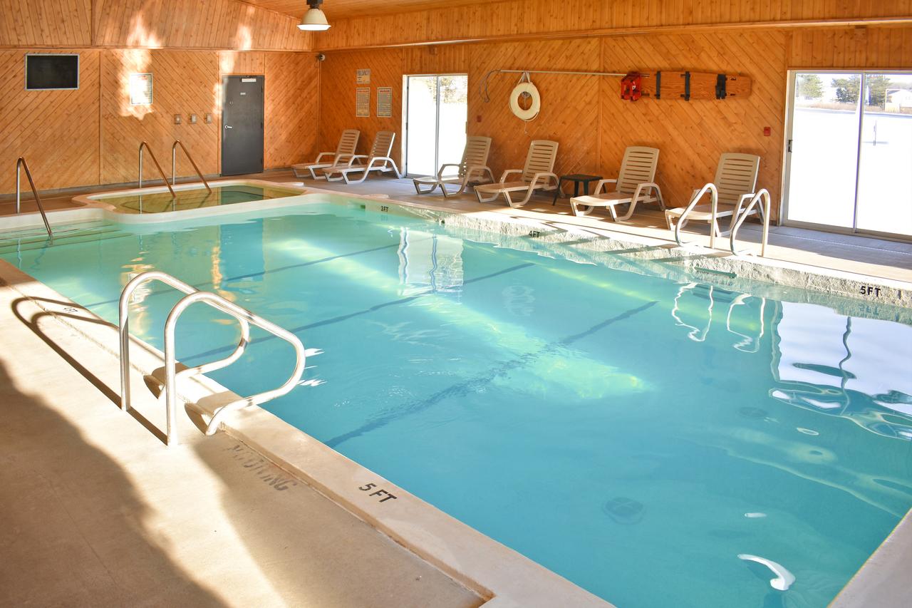 Americas Best Value Inn & Suites - Tahquamenon Country - thumb 32