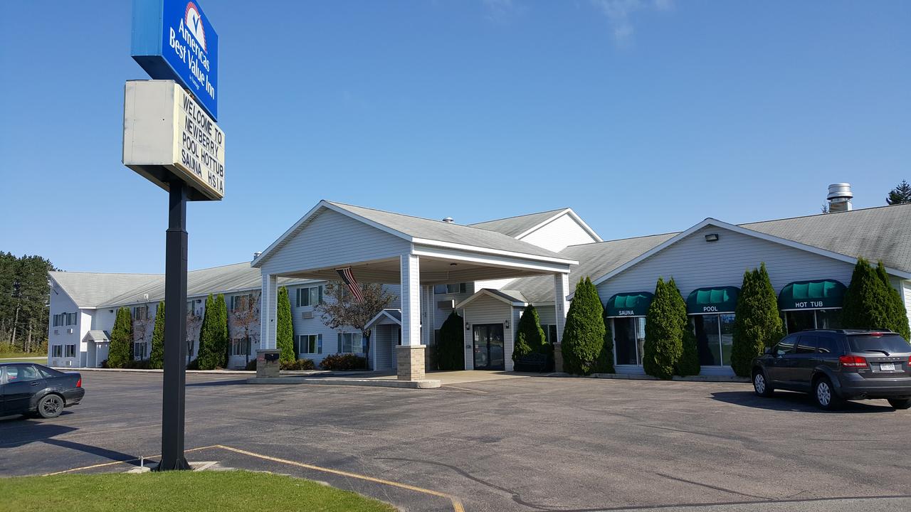 Americas Best Value Inn & Suites - Tahquamenon Country - thumb 1