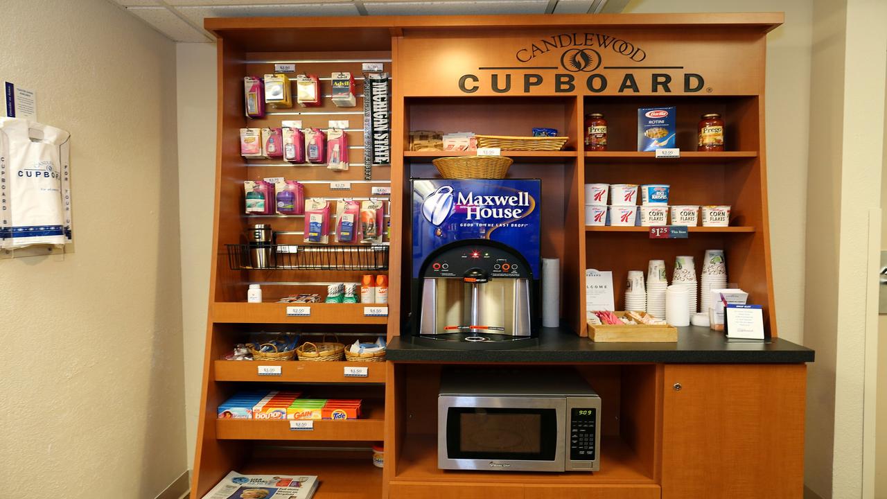 Candlewood Suites East Lansing - thumb 14
