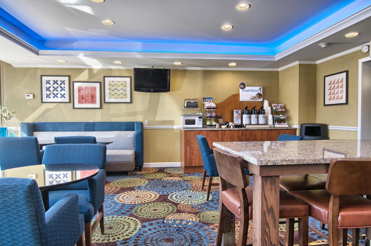 Holiday Inn Express Detroit-Birmingham - thumb 14