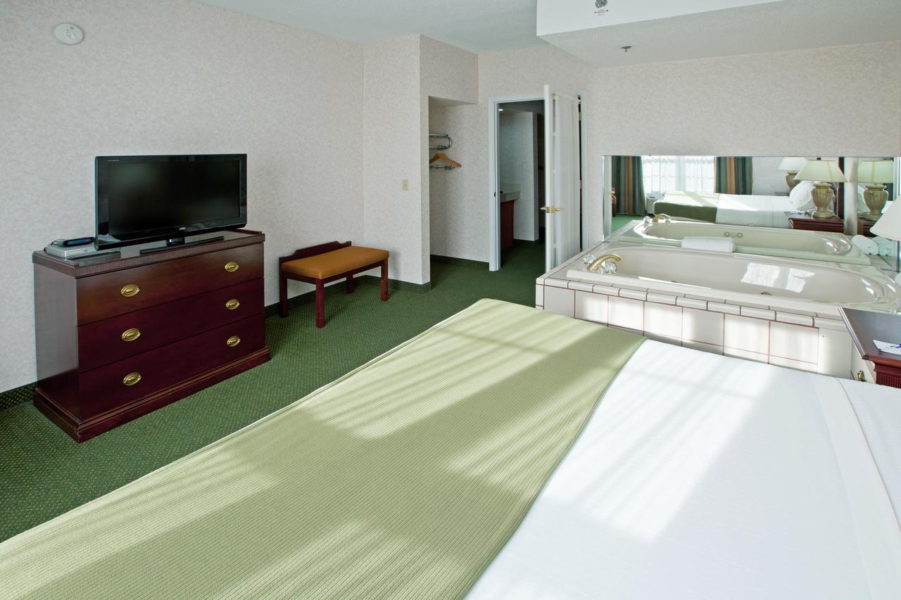 Holiday Inn Express & Suites Bad Axe - thumb 7