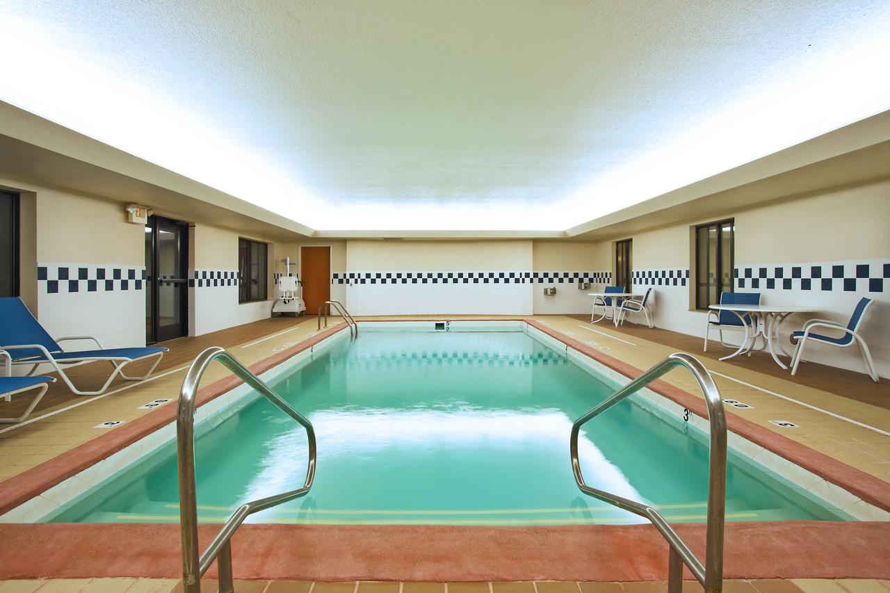 Holiday Inn Express Hotel & Suites East Lansing - thumb 5