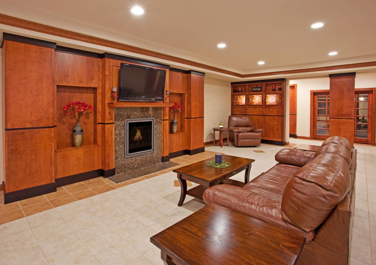 Holiday Inn Express Hotel & Suites East Lansing - thumb 27