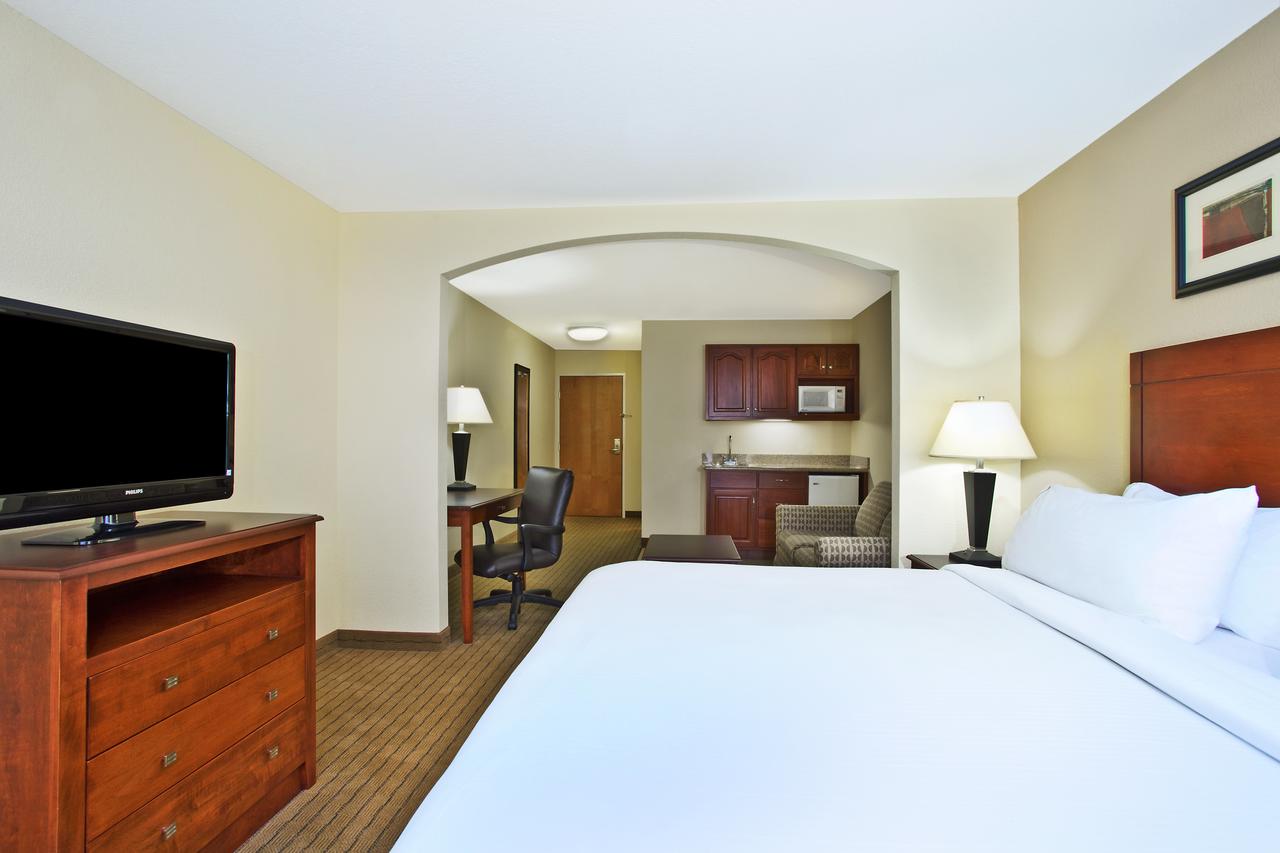 Holiday Inn Express Hotel & Suites East Lansing - thumb 23
