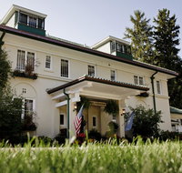 The Belvedere Inn  Restaurant - Accommodation Michigan