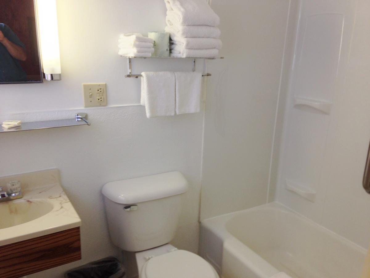 Indianhead Motel - thumb 13