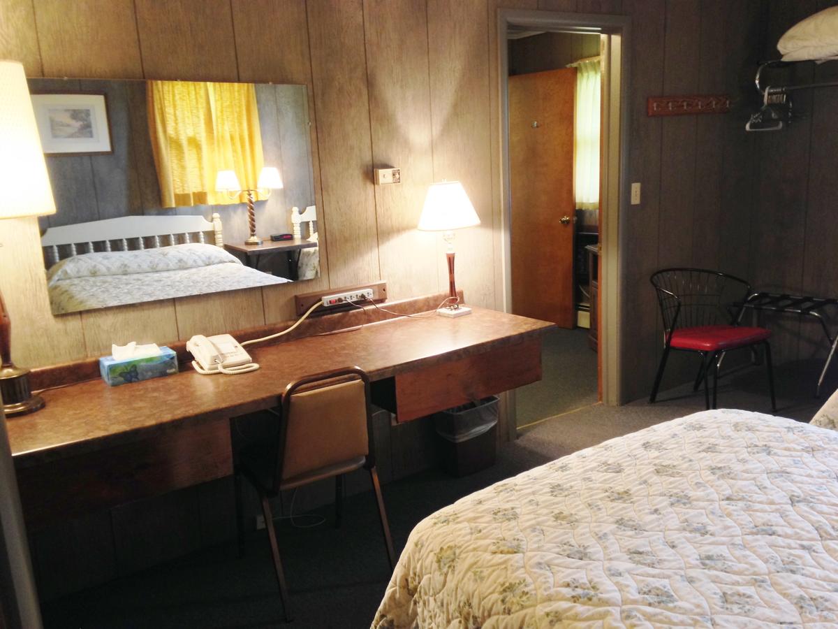 Indianhead Motel - thumb 24