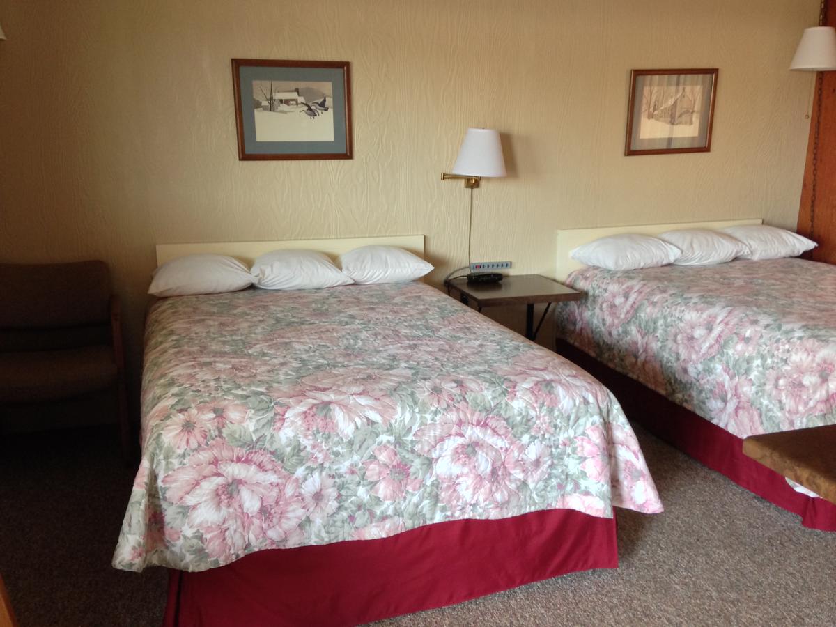 Indianhead Motel - thumb 3