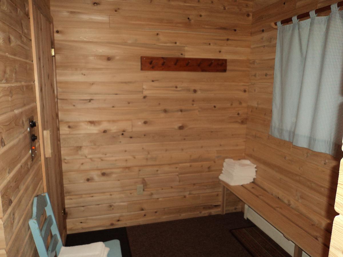 Indianhead Motel - thumb 10