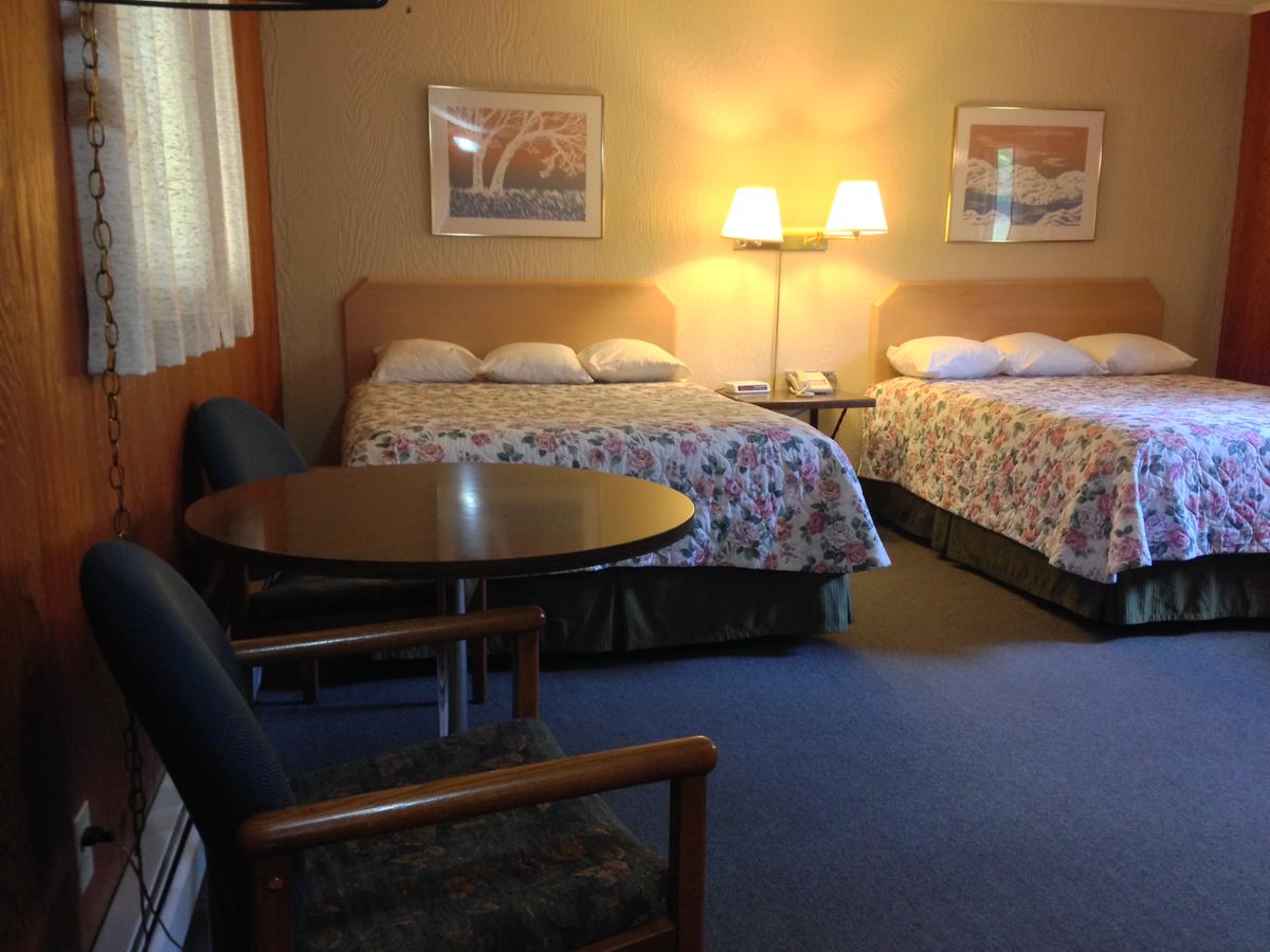 Indianhead Motel - thumb 1