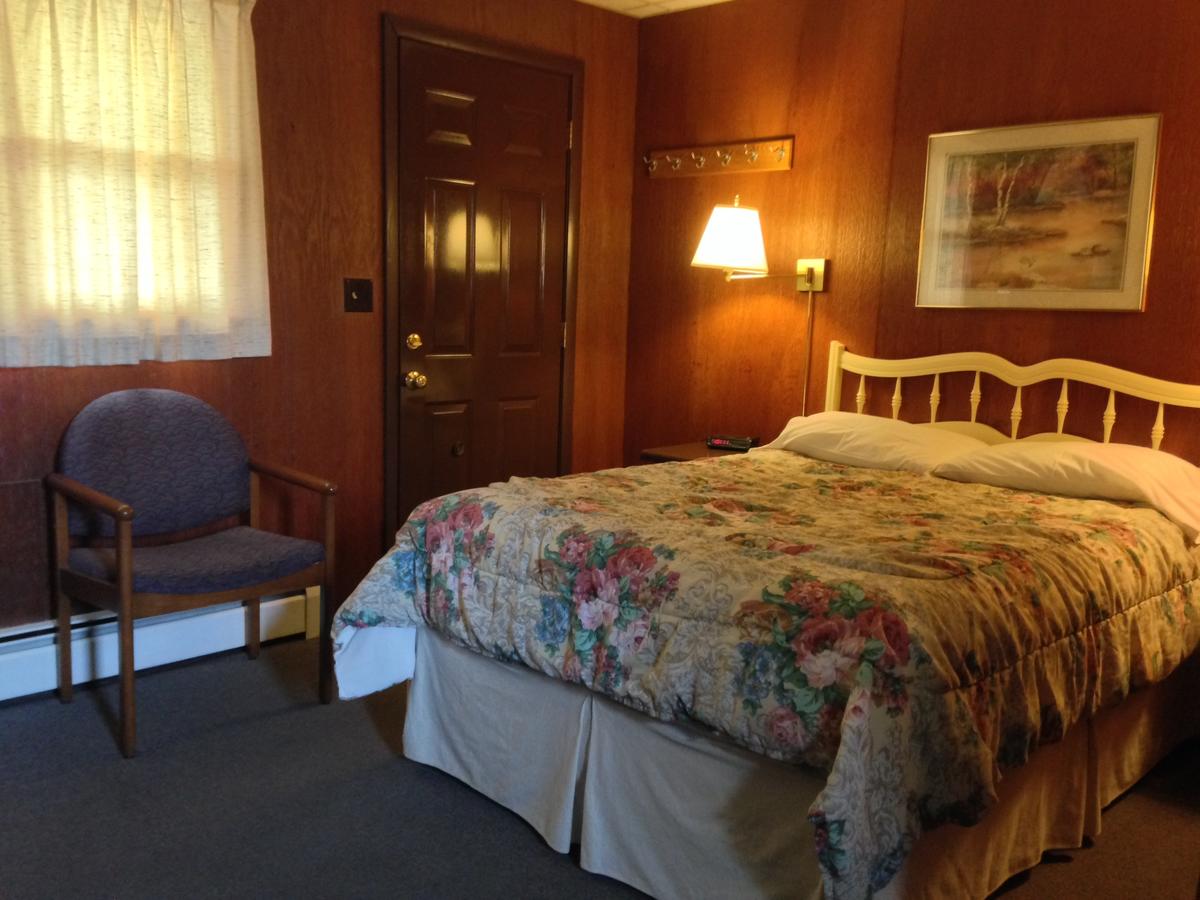 Indianhead Motel - thumb 30