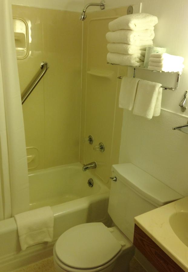 Indianhead Motel - thumb 9